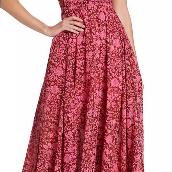 Summer dress fabric so soft and flowing see extra description on d photo. - Picture 2 of 11